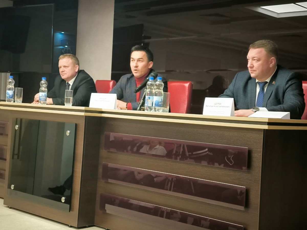 Встреча с членом Совета Республики Национального собрания 