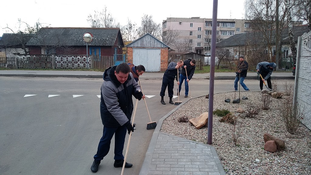 Об участии  в городском субботнике