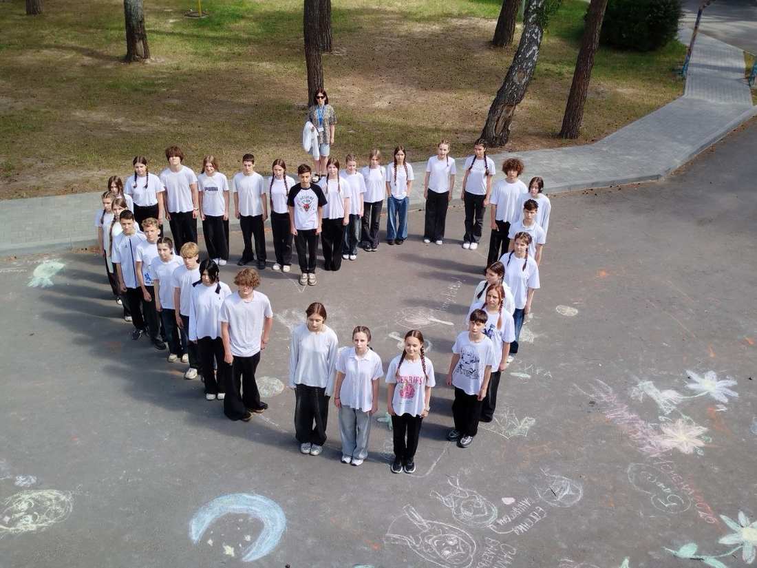 День Памяти в «Орлёнке»: Честь, Песня и Испытание